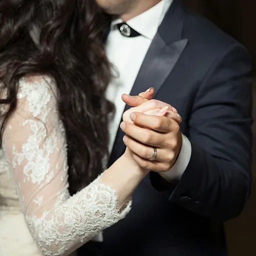 Choisir le type de robe de mariée idéal en harmonie avec le costume du marié